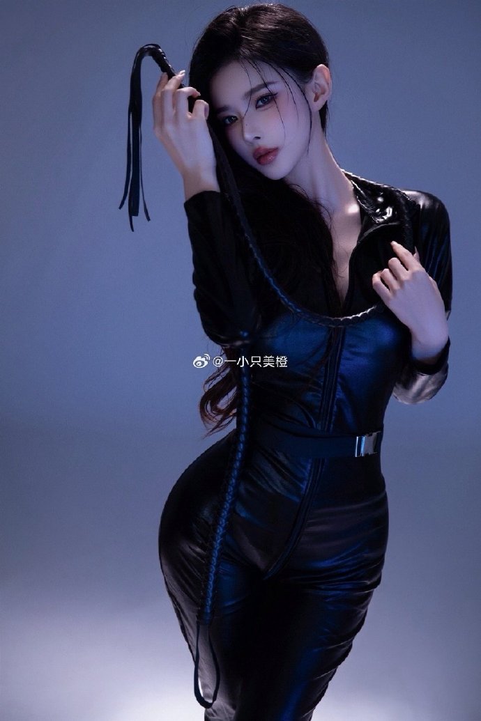 《姐姐当家2》邹市明与冉莹颖争执频发，中年婚姻真相引关注